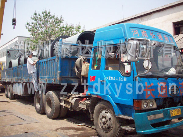 山東濟南煤氣發(fā)生爐、烘干機發(fā)貨現(xiàn)場